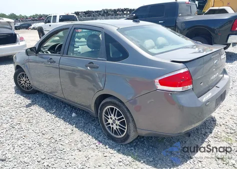 2011 Ford Focus Se z USA, uszkodzony, nr VIN 1FAHP3FNXBW159858